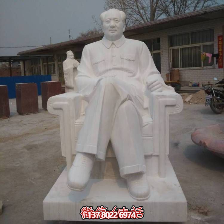 漢白玉石雕毛主席雕塑——走進(jìn)中國(guó)景區(qū)，欣賞傳統(tǒng)美術(shù)
