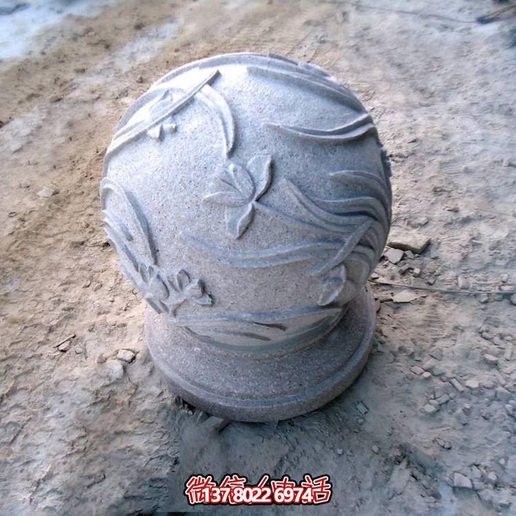 大理石浮雕雕塑，給公園景觀增添美感