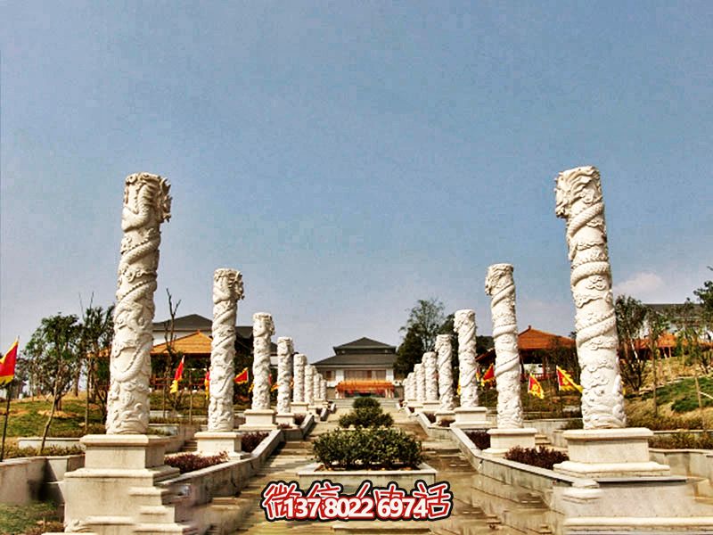 傳統(tǒng)工藝石雕龍柱，傳承古老文化