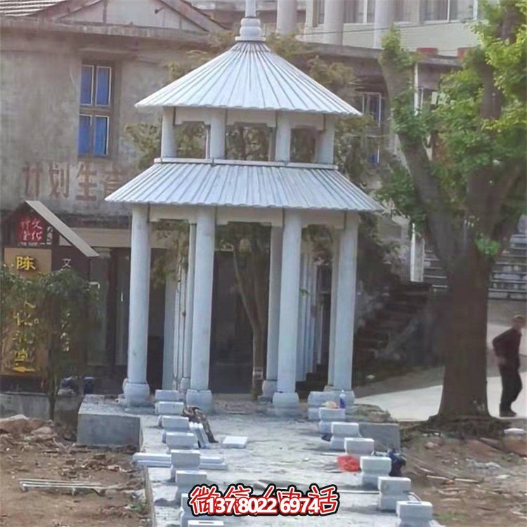 精美大理石雕刻二層涼亭，為農(nóng)村文化廣場添彩
