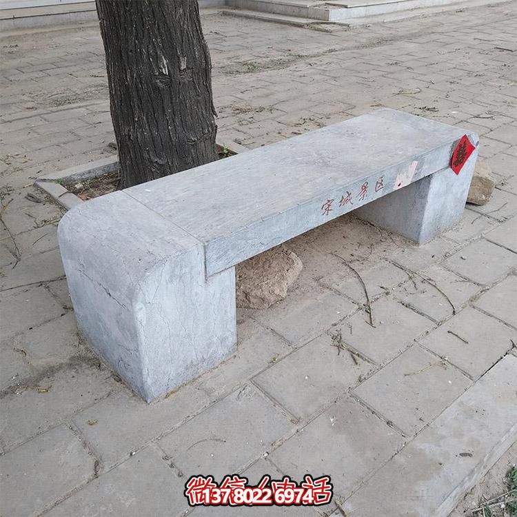 青石雕刻石凳，讓你盡情休閑