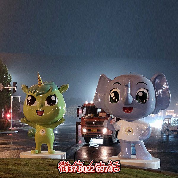 玻璃鋼吉祥物雕塑，為廣場和草地添彩