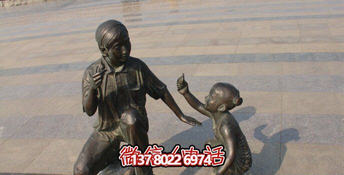 母女銅雕一次游覽公園、參與游戲、體驗(yàn)雕塑的絕佳體驗(yàn)