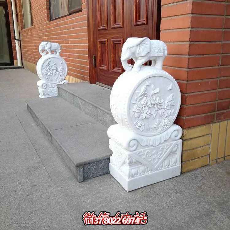 浪漫經(jīng)典，精致雕刻吉祥小象抱鼓石