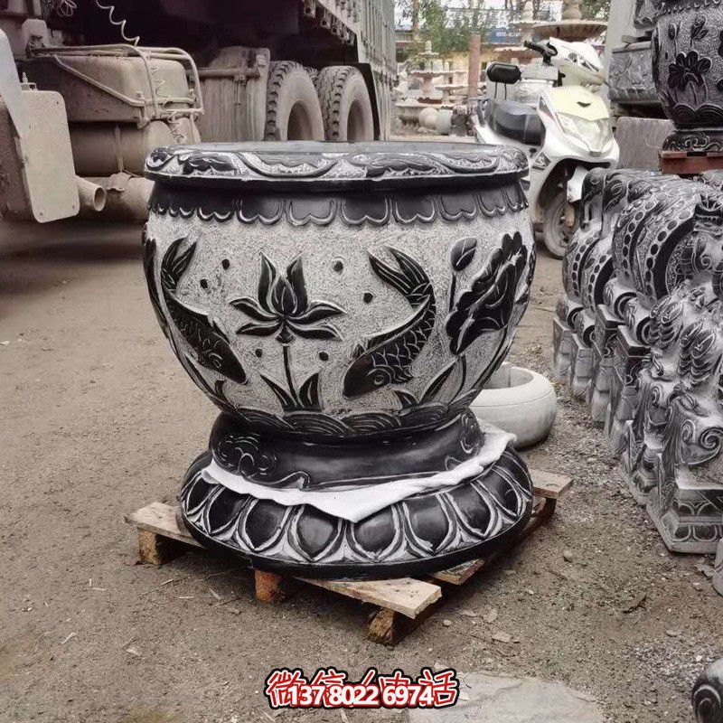 雅致雙魚石雕花盆，為您的庭院增添藝術(shù)氣息
