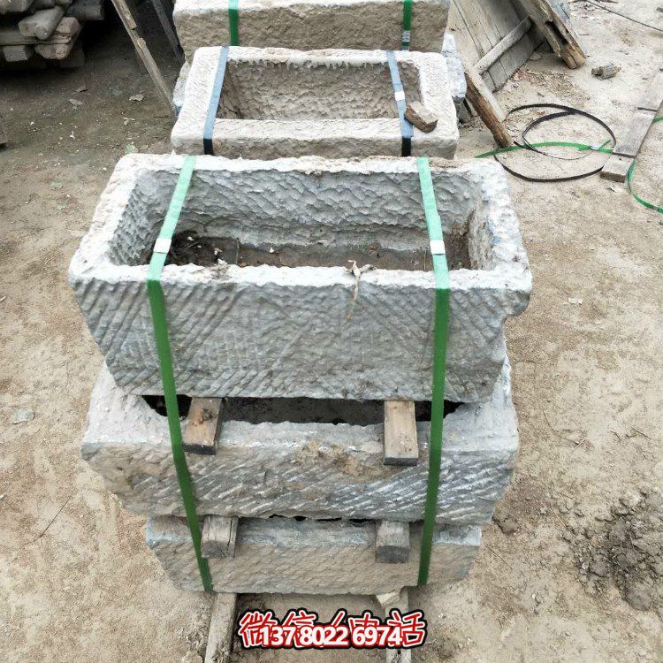 傳統(tǒng)工藝雕刻大理石擺件，點綴老石槽庭院造景