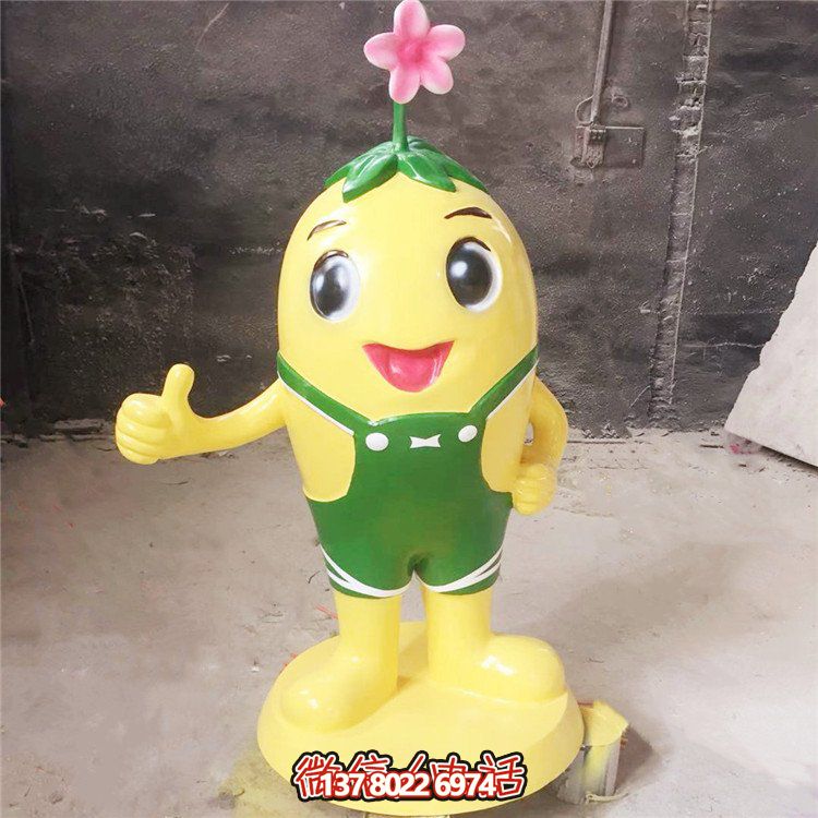 玻璃鋼卡通人物雕塑，給幼兒園創(chuàng)意擺放