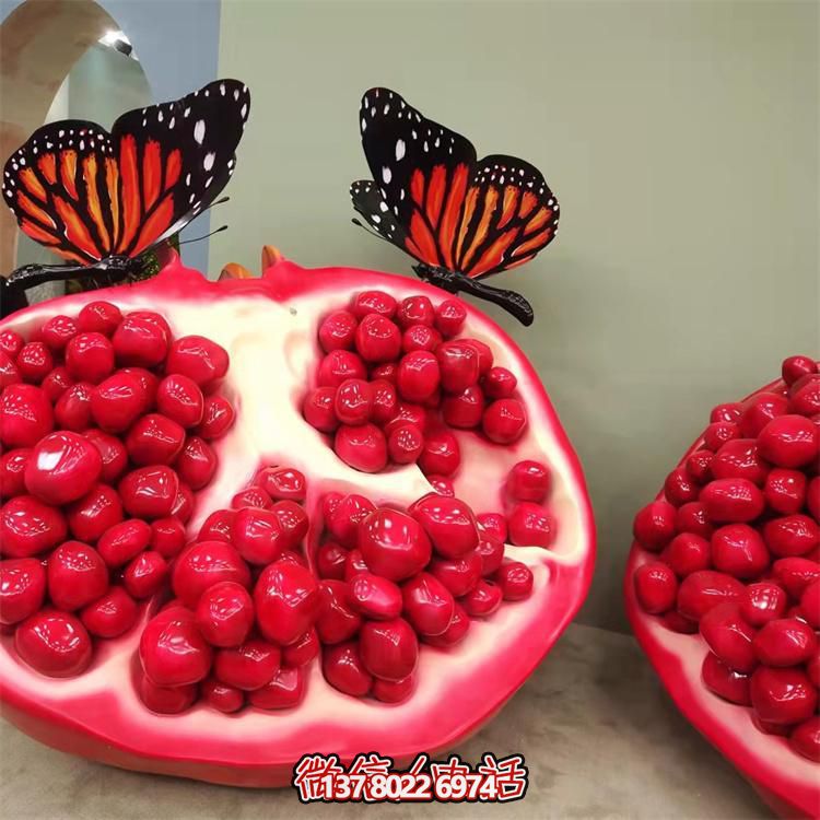 玻璃鋼彩色噴繪水果雕塑，把美放入商場