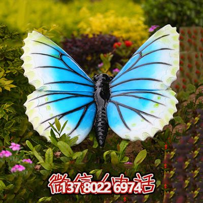 彩繪雕塑，點綴廣場，讓蝴蝶飛舞