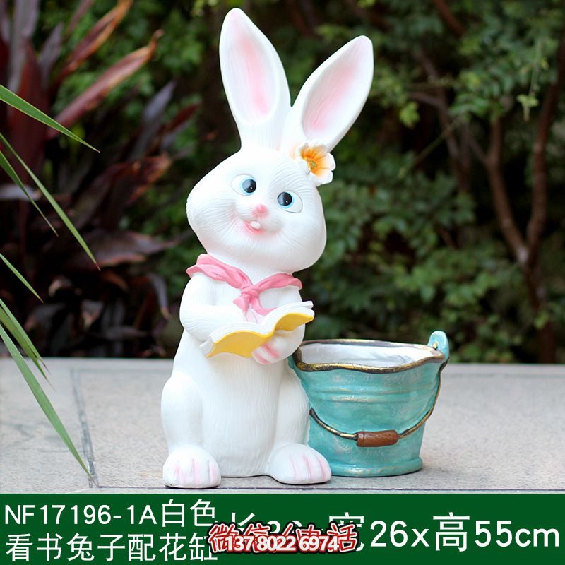 玻璃鋼兔子雕塑，為公園增色