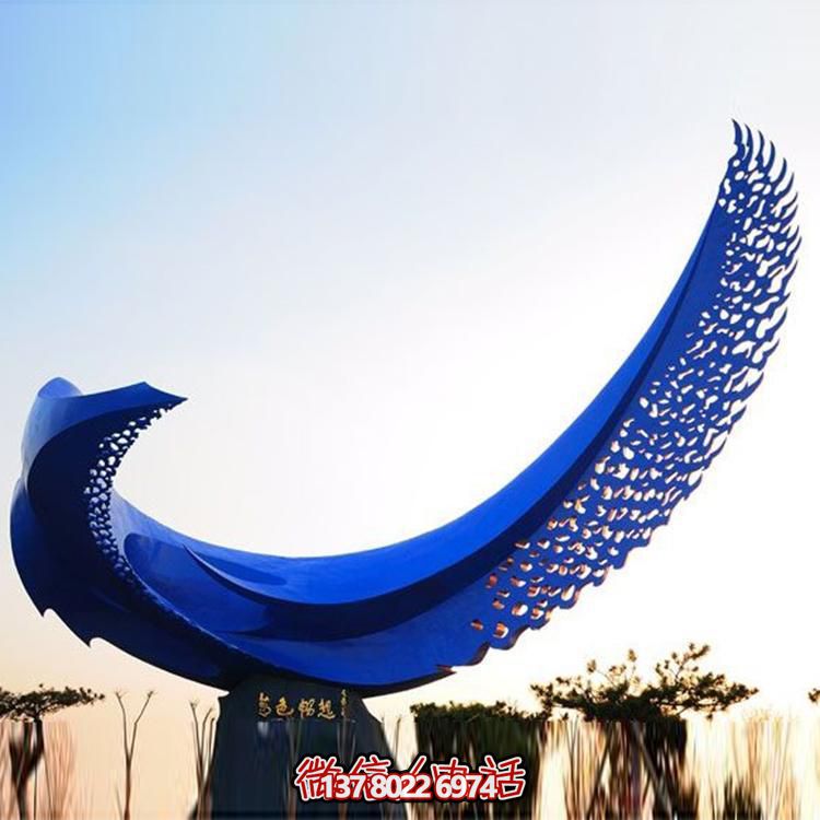 不銹鋼雕塑裝置，繽紛綠化帶景觀