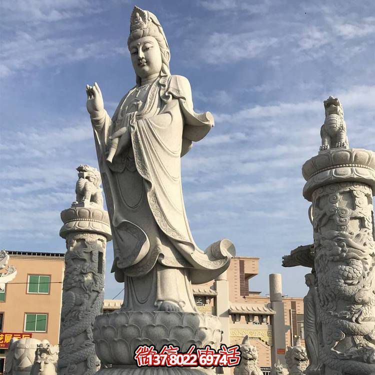 滴水觀音大型雕塑，欣賞美麗的戶外景點