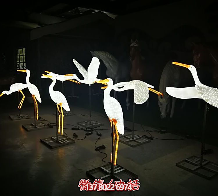 玻璃鋼雕塑景觀亮化，點(diǎn)亮景區(qū)園林