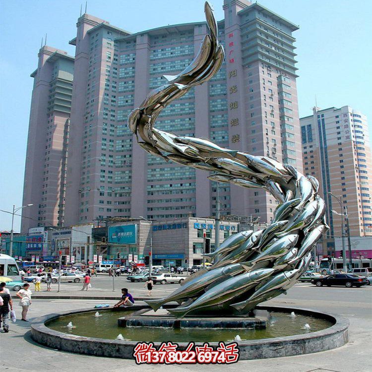 大型水景觀雕塑，螺旋游水魚群擺放