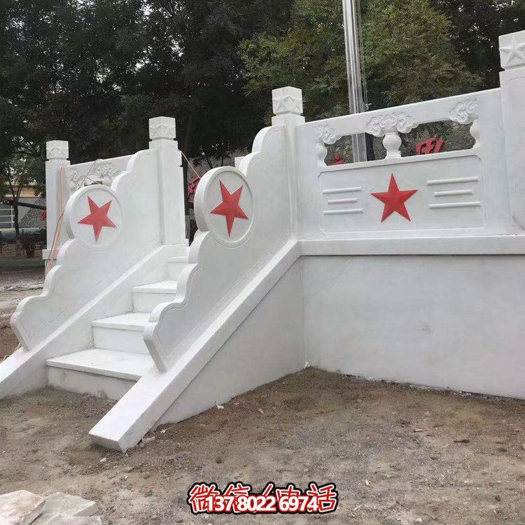 石欄桿護(hù)欄系統(tǒng)，為大理學(xué)校、政府及單位提供安全升旗臺