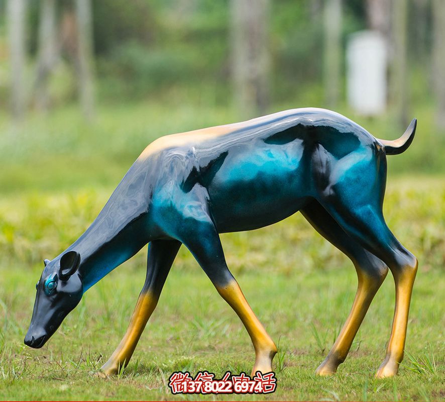 玻璃鋼彩繪梅花鹿雕塑，裝點(diǎn)園林景觀