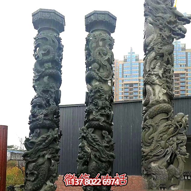 仿青石中國龍柱，為酒店門前增添靈動氣息