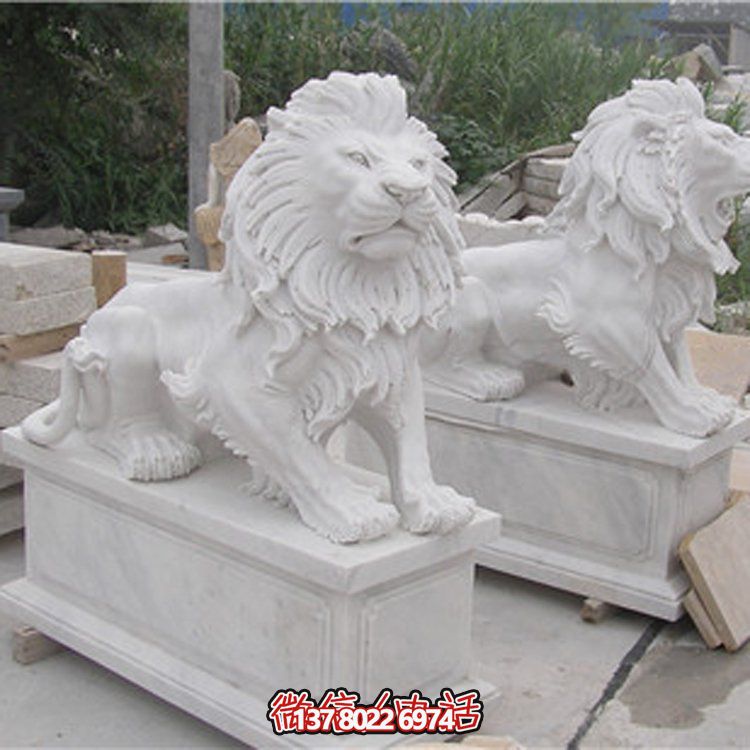 大理石獅子雕塑，點綴園林景觀