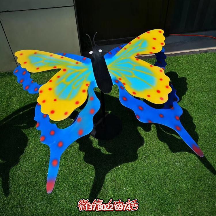 彩繪玻璃鋼蝴蝶雕塑，精美戶外園林裝飾