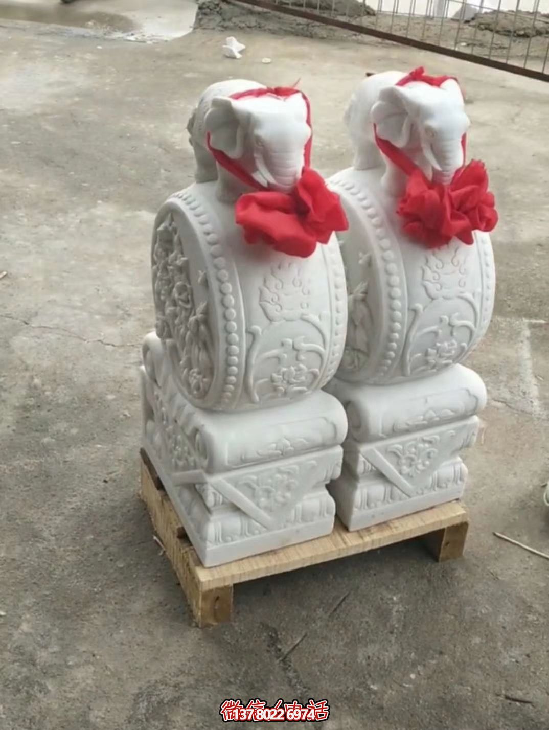 漢白玉吉祥小象雕塑，石門口擺放門墩