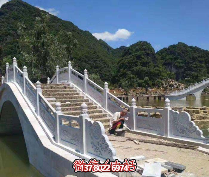 石拱橋，精美漢白玉欄桿，美景美景