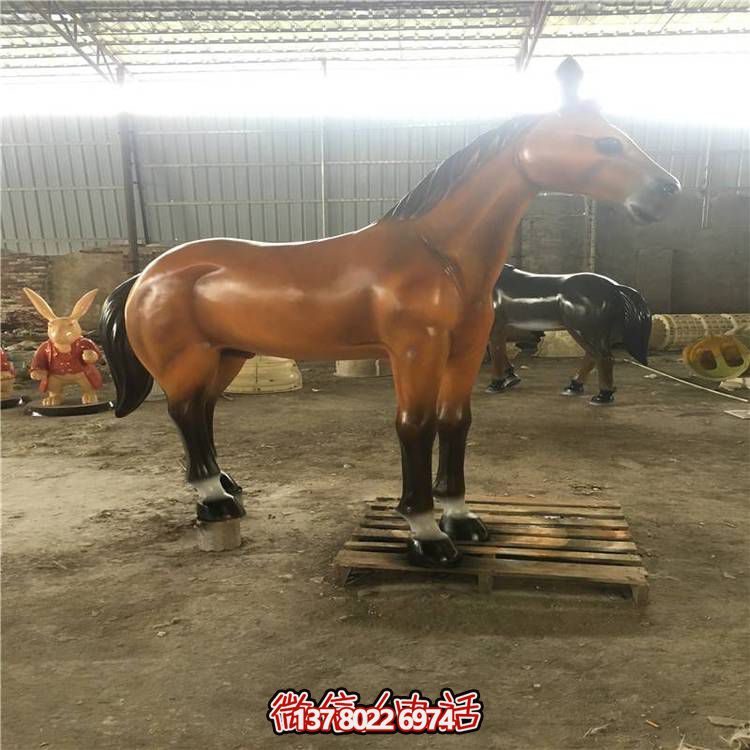 玻璃鋼仿銅馬雕塑戶(hù)外園林?jǐn)[件