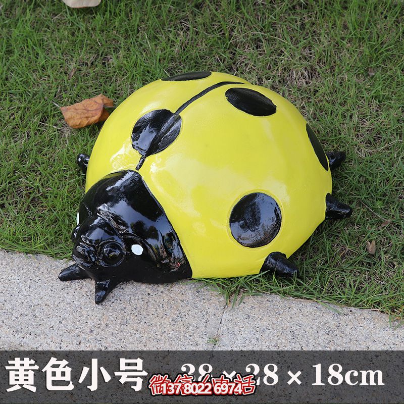 小號(hào)黃色玻璃鋼瓢蟲(chóng)雕塑