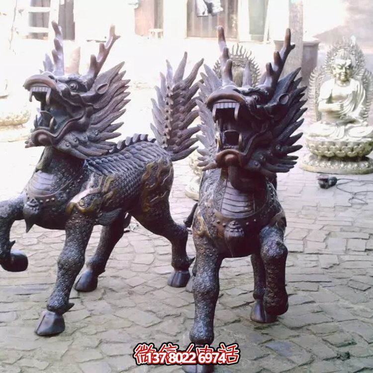 不銹鋼雕塑——精美的麒麟，奔跑、吼叫的象征