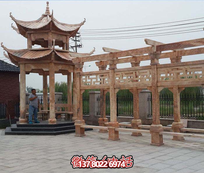 美麗的花崗巖長廊，沐浴在精致的雕刻藝術中