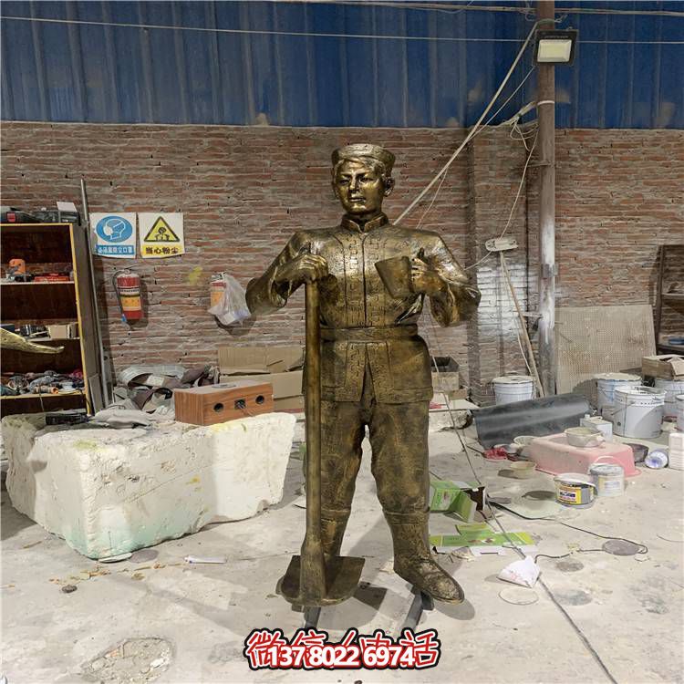 藝術(shù)玻璃鋼人物雕塑，點綴園林景觀