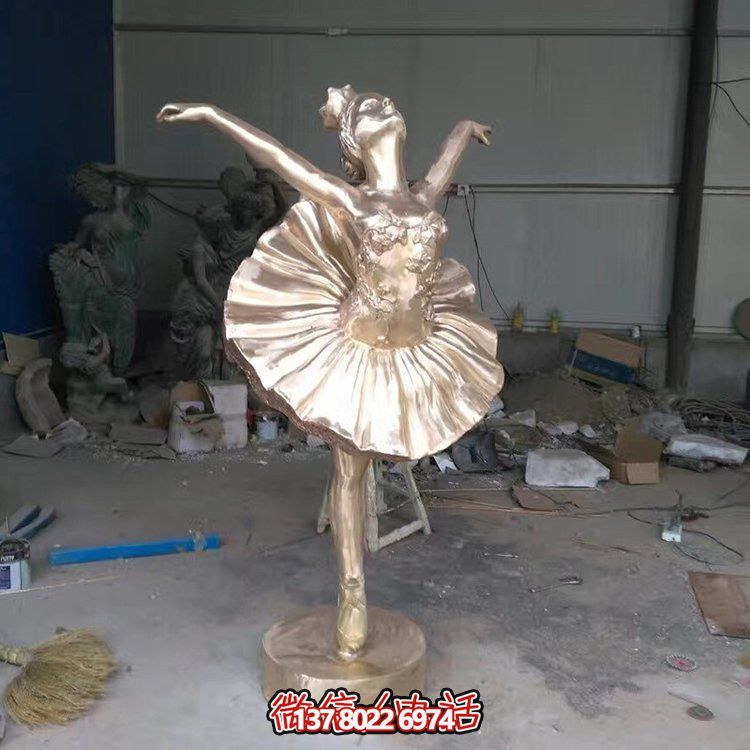 不銹鋼雕塑，給您的園林、廣場增添抽象跳舞的人物精彩！