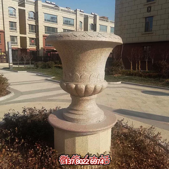 歐式裝飾石雕花盆，讓您的小區(qū)更添靚麗