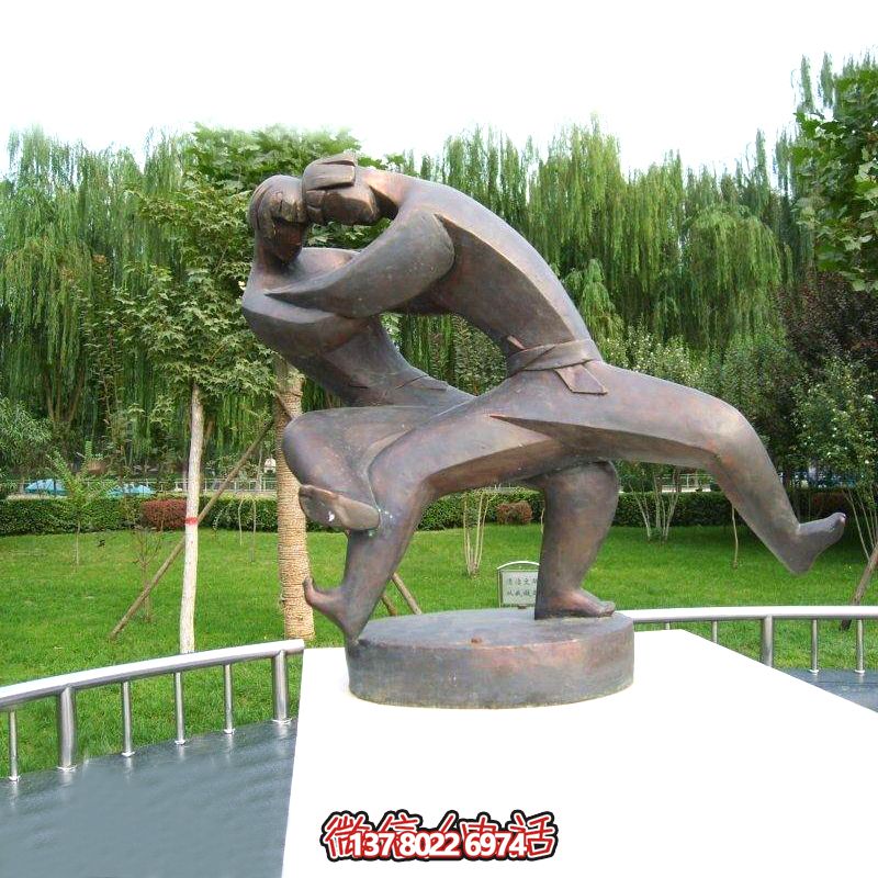 公園銅雕體育抽象人物摔跤運(yùn)動(dòng) 公園銅雕體育抽象人物摔跤運(yùn)動(dòng)