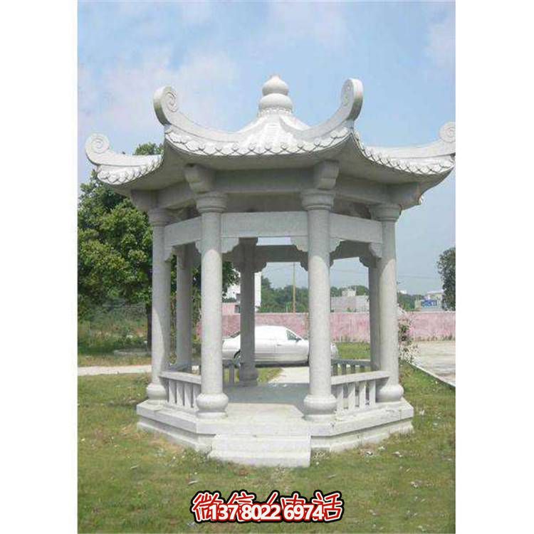 精美石雕涼亭，為公園添彩