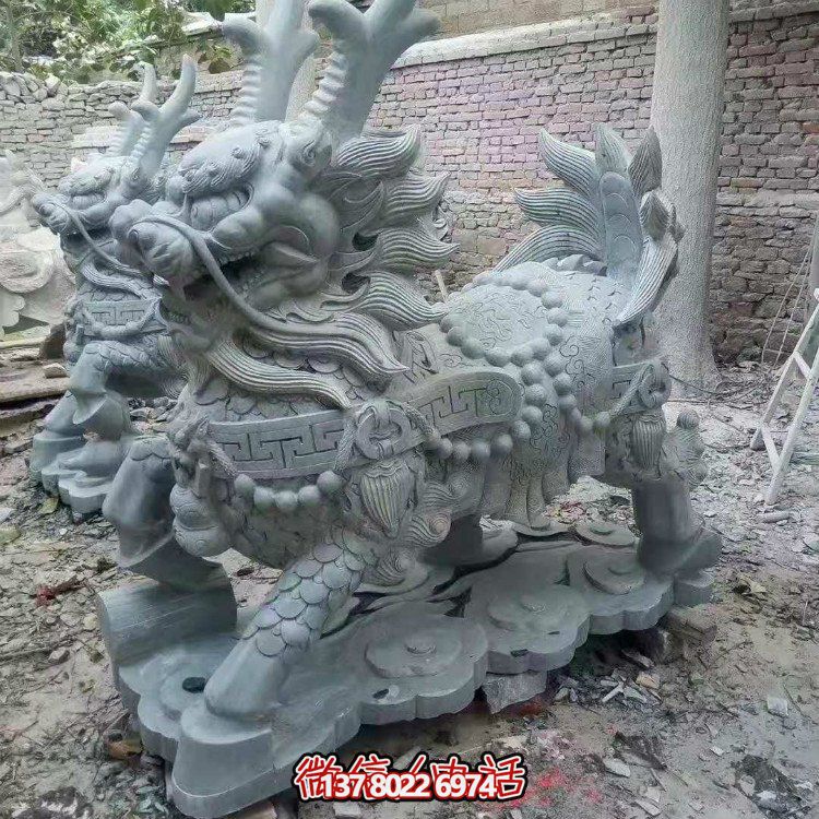 青石麒麟，吉祥神獸石雕