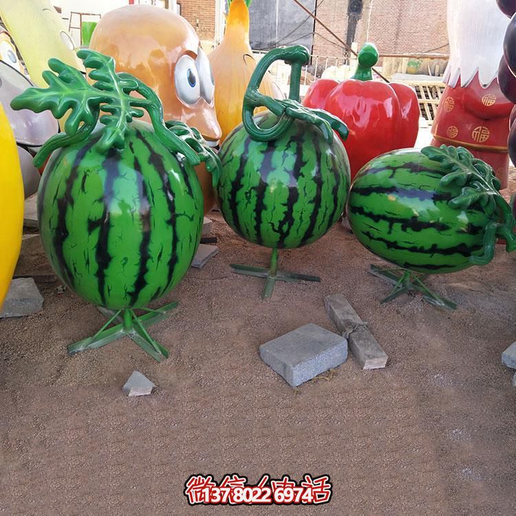 玻璃鋼仿真西瓜，大西瓜雕塑擺件