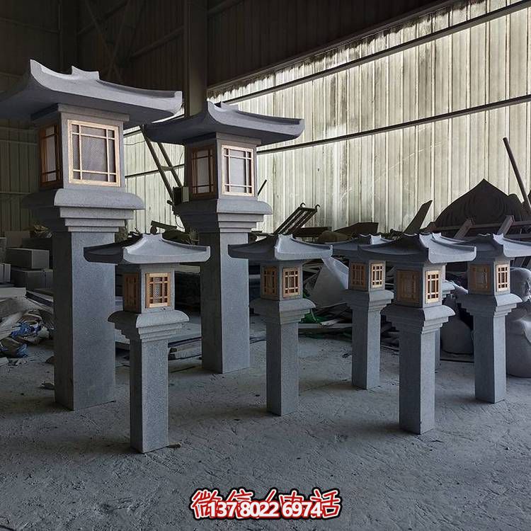 天然青石雕刻中式石燈景區(qū)園林景觀(guān)擺件雕塑